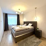 Apartment Silk -free Private Garage *