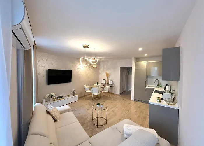 Silk -free Private Garage Daire